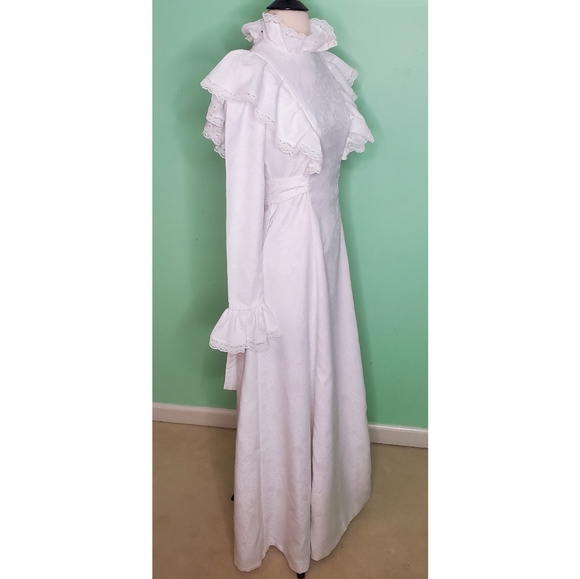 Vintage Boho Wedding Gown White Brocade Lace Long Sleeve Sash Dress - Picture 2 of 11